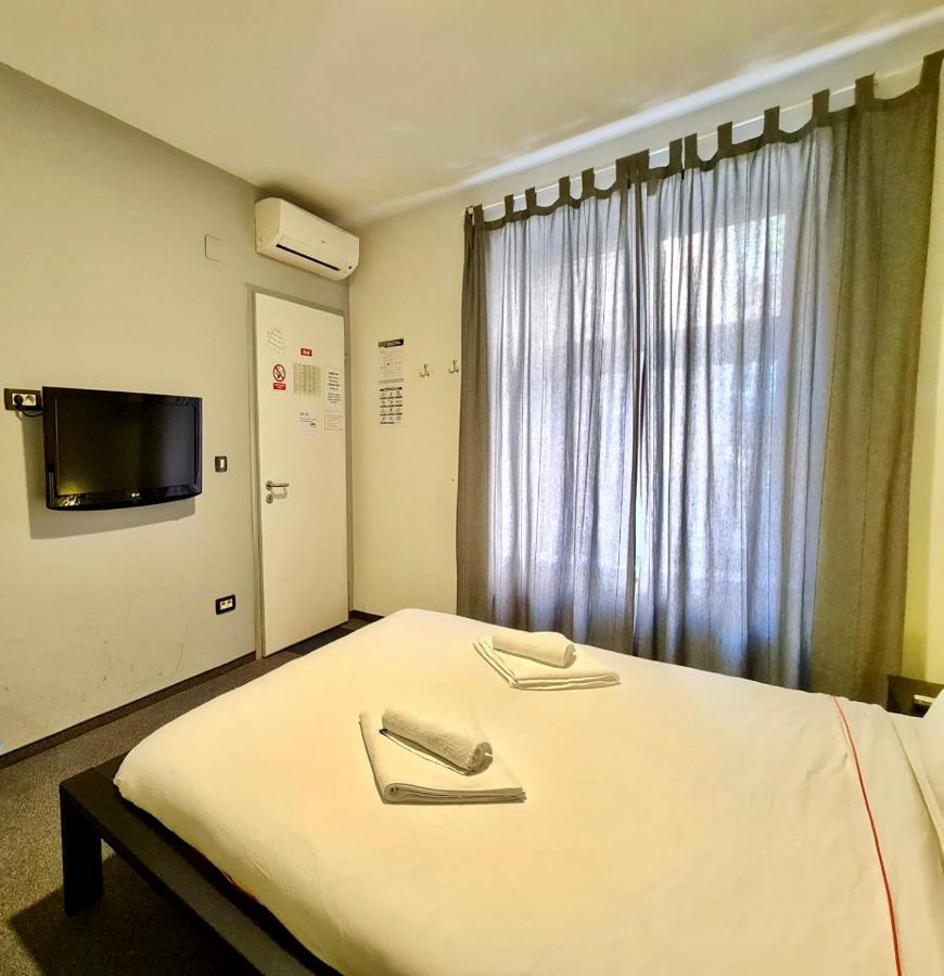 Himalayan Hostel ซาเกร็บ ภายนอก รูปภาพ