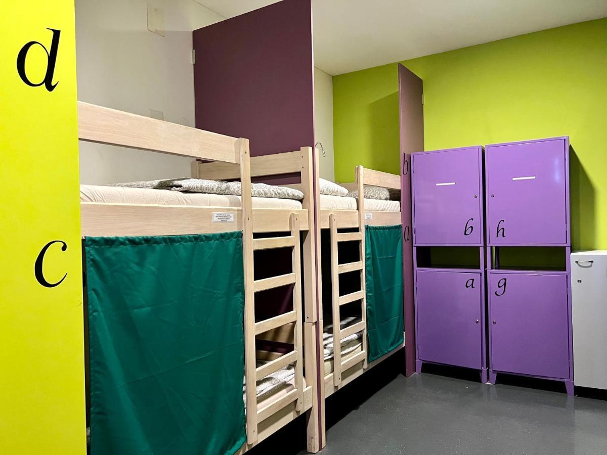 Himalayan Hostel ซาเกร็บ ภายนอก รูปภาพ