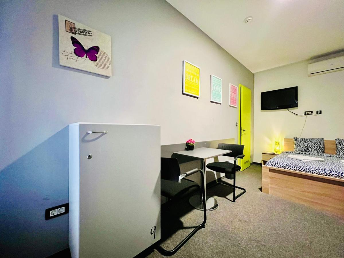 Himalayan Hostel ซาเกร็บ ภายนอก รูปภาพ