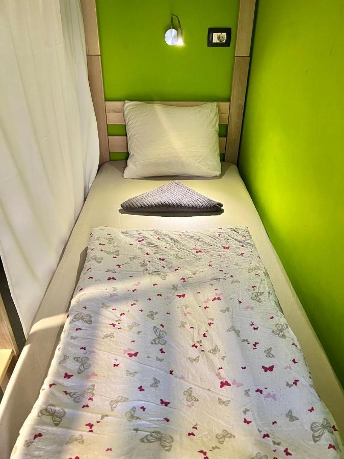 Himalayan Hostel ซาเกร็บ ภายนอก รูปภาพ
