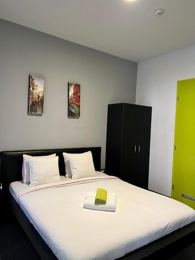 Himalayan Hostel ซาเกร็บ ภายนอก รูปภาพ