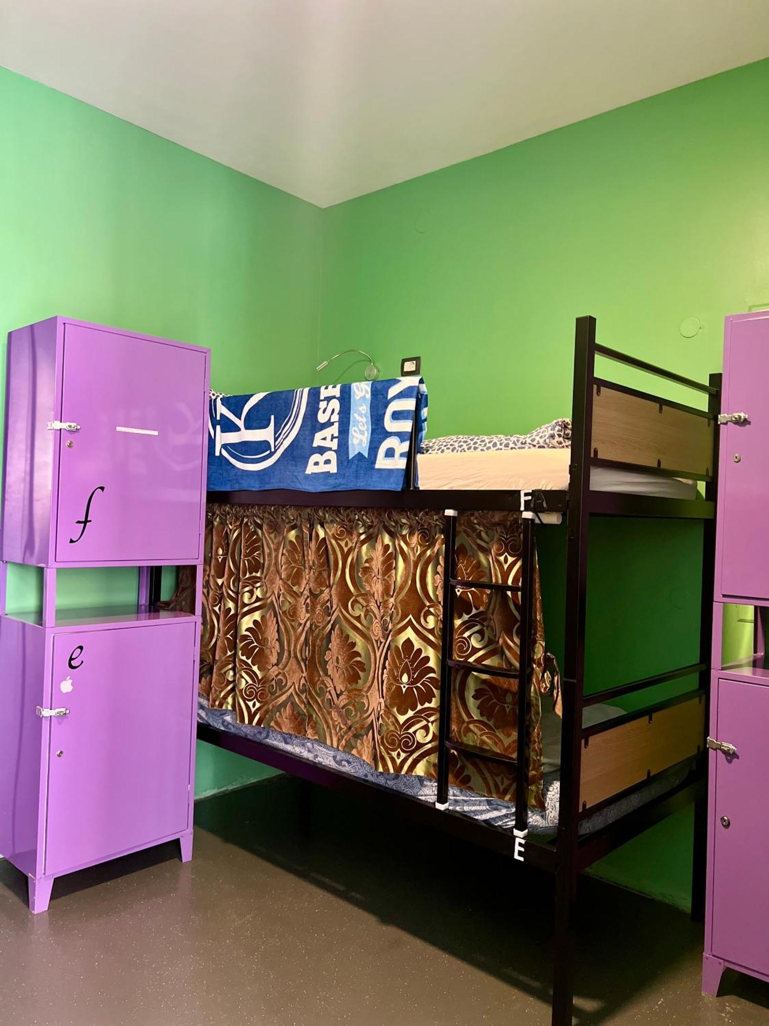 Himalayan Hostel ซาเกร็บ ภายนอก รูปภาพ