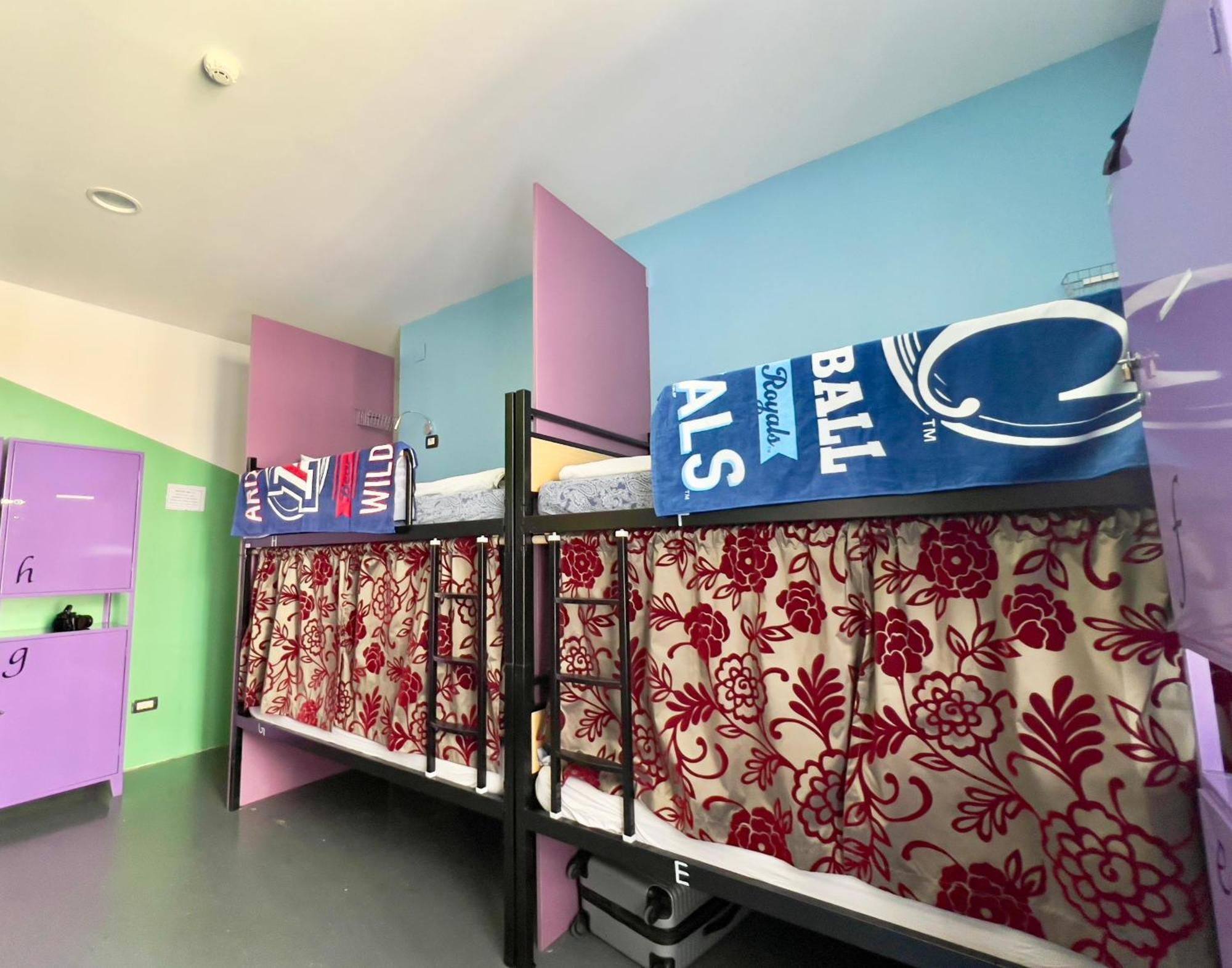 Himalayan Hostel ซาเกร็บ ภายนอก รูปภาพ